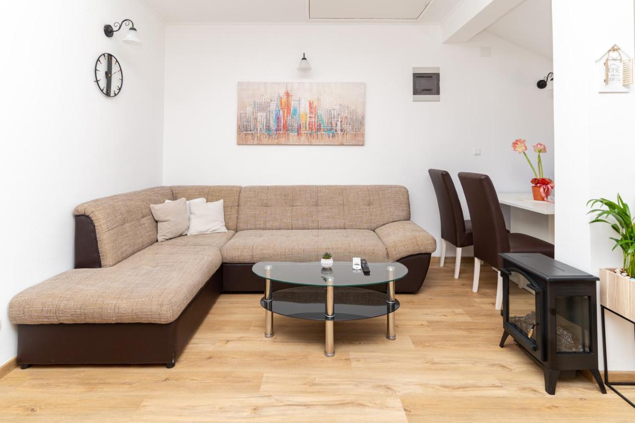 Apartment Gac 챠브타트 외부 사진